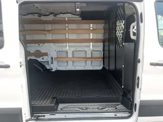 Ford Transit 2025 250 3dr SWB Low Roof Cargo Van