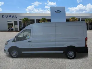 Ford Transit 2022 350 3dr SWB Medium Roof Cargo Van