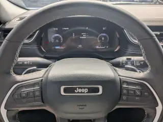 Jeep Grand Cherokee L 2023 4x4 Limited 4dr SUV