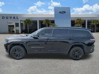 Jeep Grand Cherokee L 2023 4x4 Limited 4dr SUV