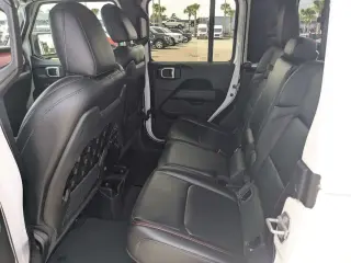 Jeep Gladiator 2020 4x4 Launch Edition 4dr Crew Cab 5.0 ft. SB