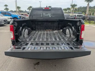 Ram 1500 2022 4x4 Big Horn 4dr Crew Cab 5.6 ft. SB Pickup
