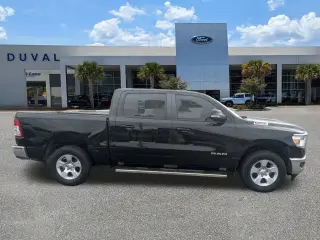 Ram 1500 2022 4x4 Big Horn 4dr Crew Cab 5.6 ft. SB Pickup