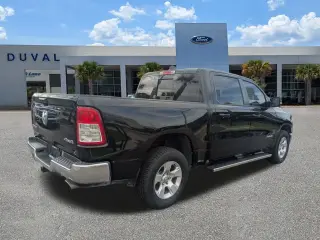 Ram 1500 2022 4x4 Big Horn 4dr Crew Cab 5.6 ft. SB Pickup