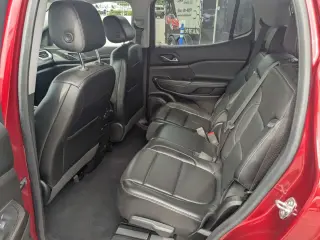 GMC Acadia 2023 4x4 SLT 4dr SUV