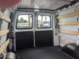 Chevrolet Express 2024 2500 3dr Cargo Van
