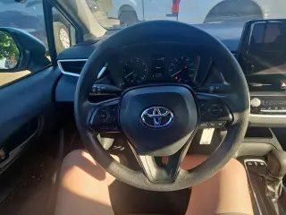 Toyota Corolla Hybrid 2025 SE 4dr Sedan