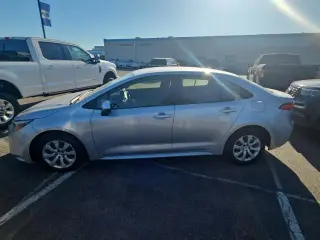 Toyota Corolla Hybrid 2025 SE 4dr Sedan