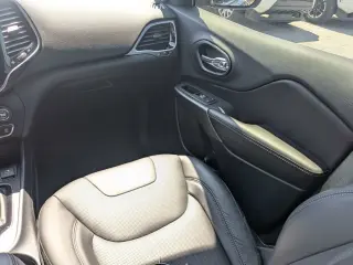 Jeep Cherokee 2019 Limited 4dr SUV