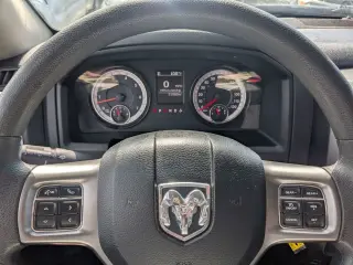 Ram 1500 Classic 2024 4x2 Warlock 4dr Quad Cab 6.3 ft. SB Pickup