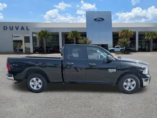 Ram 1500 Classic 2024 4x2 Warlock 4dr Quad Cab 6.3 ft. SB Pickup