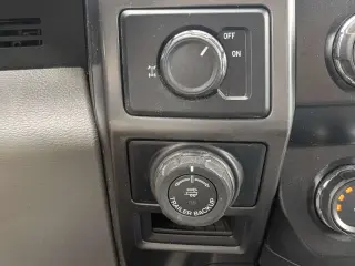 Ford F-150 2019 4x2 XL 4dr SuperCrew 5.5 ft. SB