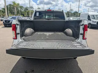 Ram 1500 2023 4x4 Big Horn 4dr Crew Cab 6.4 ft. SB Pickup