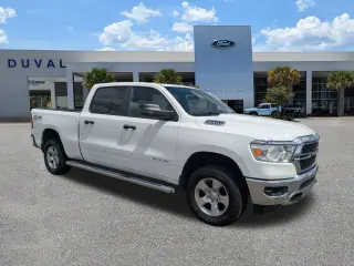Ram 1500 2023 4x4 Big Horn 4dr Crew Cab 6.4 ft. SB Pickup