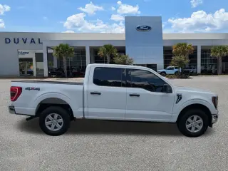 Ford F-150 2023 4x4 Platinum 4dr SuperCrew 5.5 ft. SB