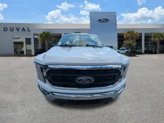 Ford F-150 2023 4x4 Platinum 4dr SuperCrew 5.5 ft. SB
