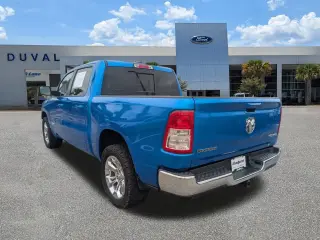 Ram 1500 2022 4x4 Big Horn 4dr Crew Cab 5.6 ft. SB Pickup
