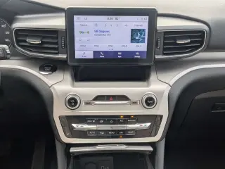 Ford Explorer 2023 AWD XLT 4dr SUV