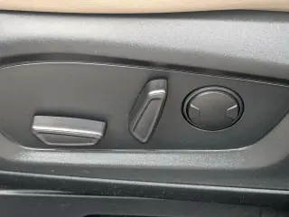Ford Explorer 2023 AWD XLT 4dr SUV