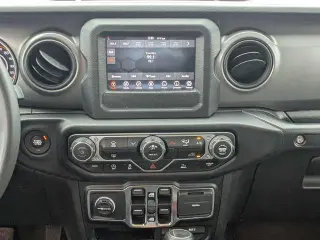 Jeep Wrangler 2023 4x4 Sport 4dr SUV