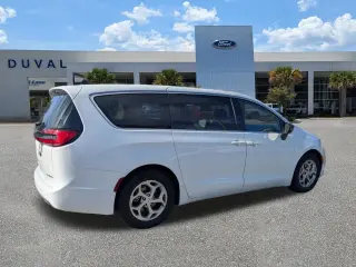 Chrysler Pacifica 2024 Limited 4dr Mini-Van