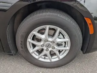 Chrysler Pacifica 2024 Touring L 4dr Mini-Van