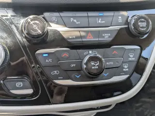 Chrysler Pacifica 2024 Touring L 4dr Mini-Van