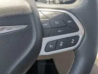 Chrysler Pacifica 2024 Touring L 4dr Mini-Van