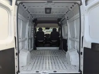 Ram ProMaster 2024 Tradesman 2500 136 WB 3dr High Roof Cargo Van w/o Passenger Seat