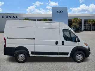 Ram ProMaster 2024 Tradesman 2500 136 WB 3dr High Roof Cargo Van w/o Passenger Seat