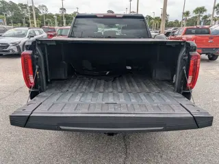 GMC Sierra 1500 2021 4x4 AT4 4dr Crew Cab 5.8 ft. SB