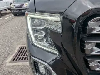 GMC Sierra 1500 2021 4x4 AT4 4dr Crew Cab 5.8 ft. SB