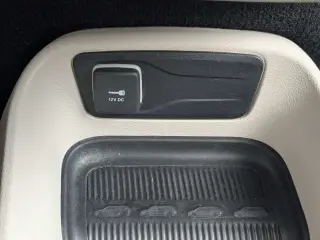 Chrysler Voyager 2023 LX 4dr Mini-Van