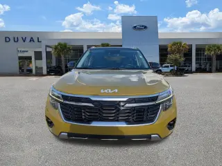 Kia Seltos 2024 S 4dr SUV