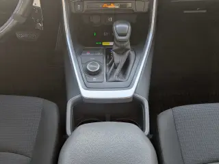Toyota RAV4 Hybrid 2025 AWD LE 4dr SUV