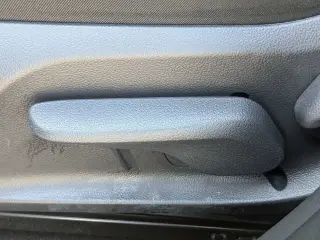 Toyota RAV4 Hybrid 2025 AWD LE 4dr SUV