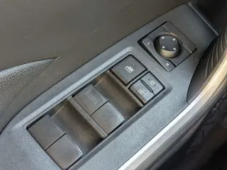 Toyota RAV4 Hybrid 2025 AWD LE 4dr SUV
