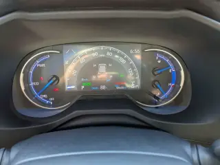 Toyota RAV4 Hybrid 2025 AWD LE 4dr SUV