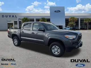 Toyota Tacoma 2022 4x4 SR5 V6 4dr Double Cab 5.0 ft SB