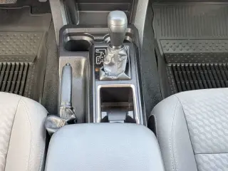 Toyota Tacoma 2022 4x4 SR5 V6 4dr Double Cab 5.0 ft SB