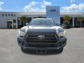 Toyota Tacoma 2022 4x4 SR5 V6 4dr Double Cab 5.0 ft SB