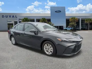 Toyota Camry 2025 SE 4dr Sedan