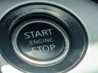 Nissan Sentra 2025 SR 4dr Sedan
