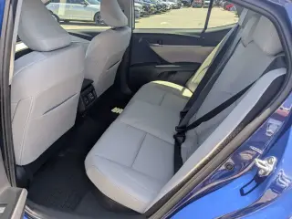 Toyota Camry 2026 SE 4dr Sedan