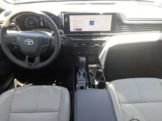 Toyota Camry 2026 SE 4dr Sedan