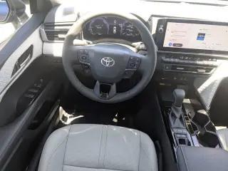 Toyota Camry 2026 SE 4dr Sedan