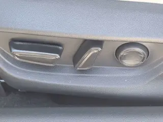 Toyota Camry 2026 SE 4dr Sedan