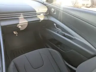 Hyundai ELANTRA 2023 SEL 4dr Sedan
