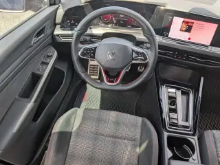 Volkswagen Golf GTI 2023 SE 4dr Hatchback 7A