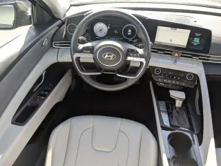 Hyundai ELANTRA 2025 Limited 4dr Sedan